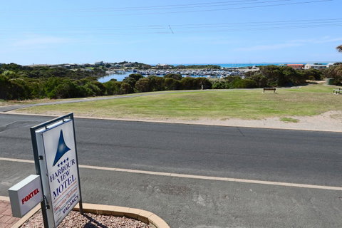 Harbour View Motel - Australia Accommodation 9