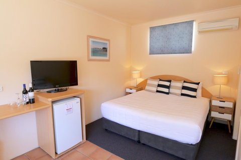Harbour View Motel - Australia Accommodation 36