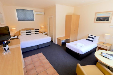 Harbour View Motel - Australia Accommodation 39