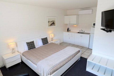 Harbour View Motel - Australia Accommodation 32