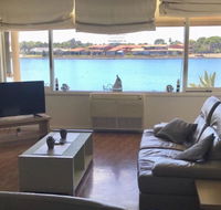 Lakeside - Australia Accommodation