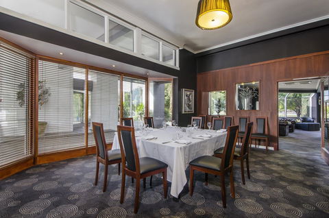 The Commodore - Australia Accommodation 4