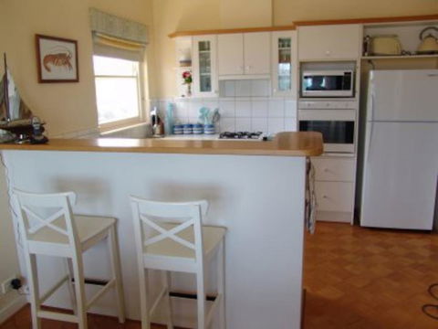Baywater - Australia Accommodation 8