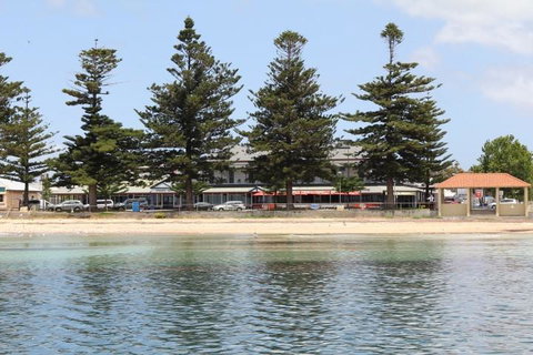 Grand Tasman Hotel - Australia Accommodation 34