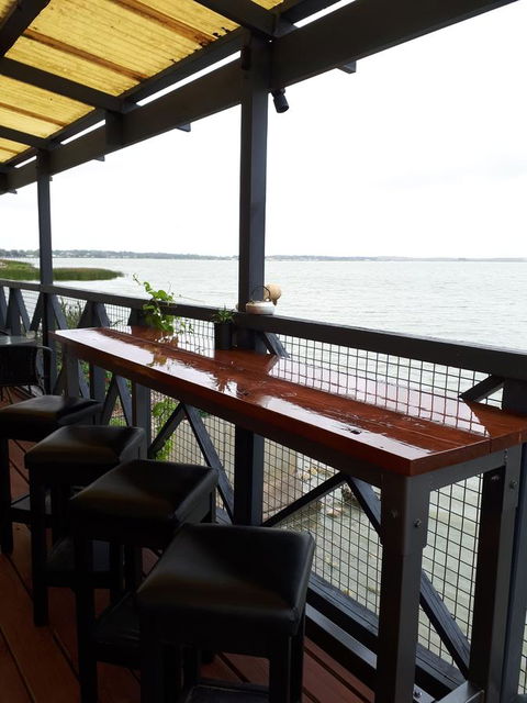 Meningie Waterfront Motel - Australia Accommodation 40