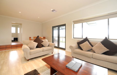 The Barn Accommodation - Australia Accommodation 41
