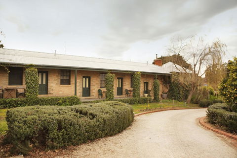 The Rising Sun Hotel - Australia Accommodation 6
