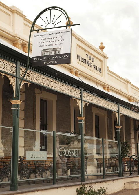The Rising Sun Hotel - Australia Accommodation 12