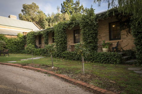 The Rising Sun Hotel - Australia Accommodation 17