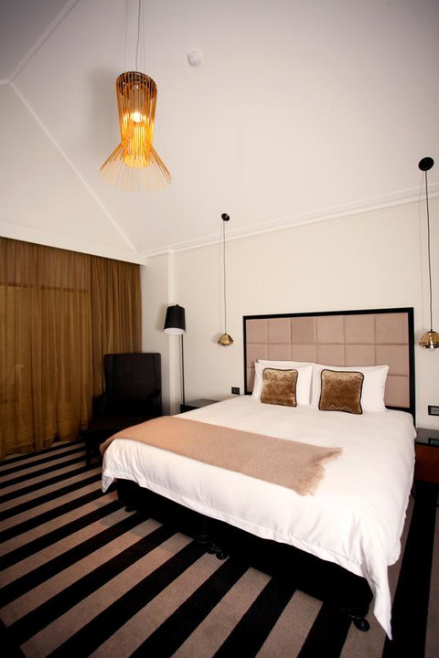 Ellen Hotel - Australia Accommodation 15