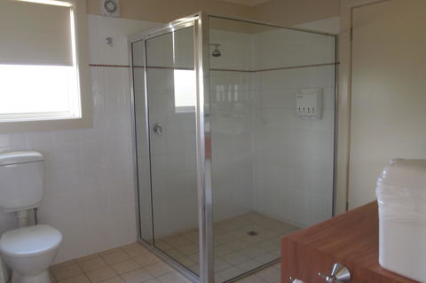 Alexander Cameron Suites - Australia Accommodation 22