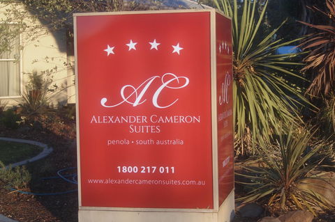 Alexander Cameron Suites - Australia Accommodation 19