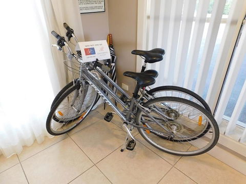 Alexander Cameron Suites - Australia Accommodation 20