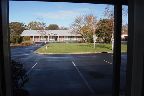 Alexander Cameron Suites - Australia Accommodation 26