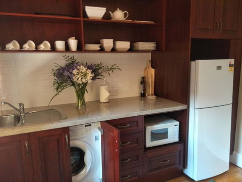 Fernweh Guesthouse - Australia Accommodation 22