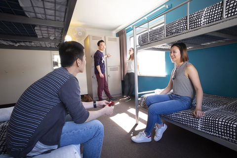 YHA Adelaide Central - Australia Accommodation 16