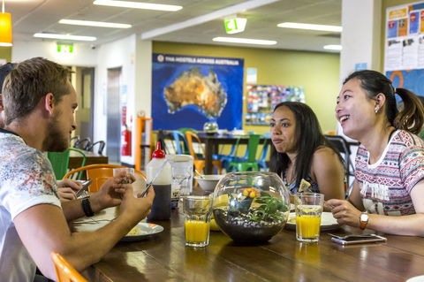 YHA Adelaide Central - Australia Accommodation 30