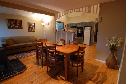 A Secret Treasure - Australia Accommodation 4