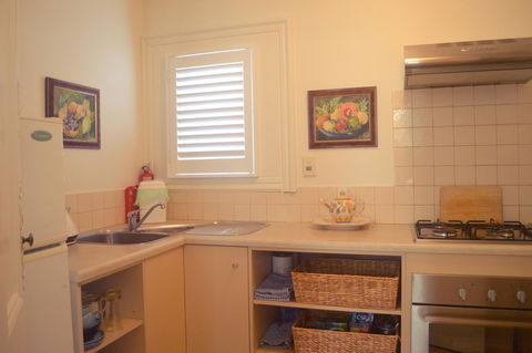 Athelney Cottage Bed And Breakfast - Australia Accommodation 25