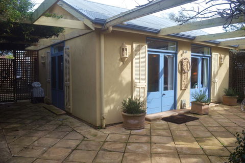 Athelney Cottage Bed And Breakfast - Australia Accommodation 1
