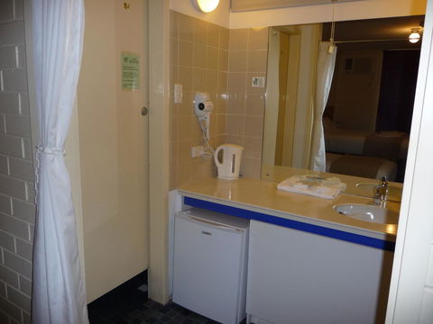 The Wine Vine Hotel - Australia Accommodation 1