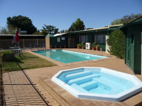 The Wine Vine Hotel - Australia Accommodation 21