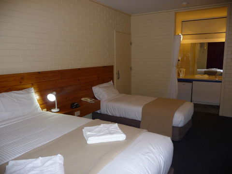 The Wine Vine Hotel - Australia Accommodation 2