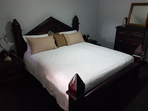 Possum Cottage - Australia Accommodation 18