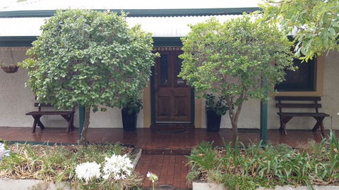 Possum Cottage - Australia Accommodation 14