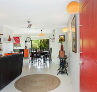 Red Door - Australia Accommodation