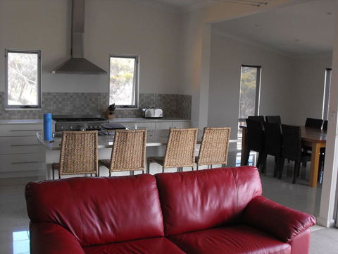 Saar River House - Australia Accommodation 13