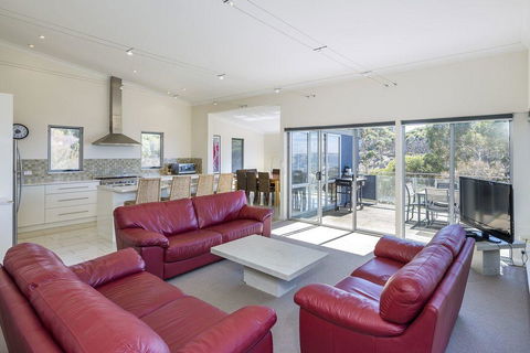 Saar River House - Australia Accommodation 1