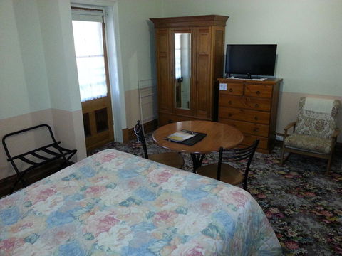 Sonbern Lodge Motel - Australia Accommodation 15