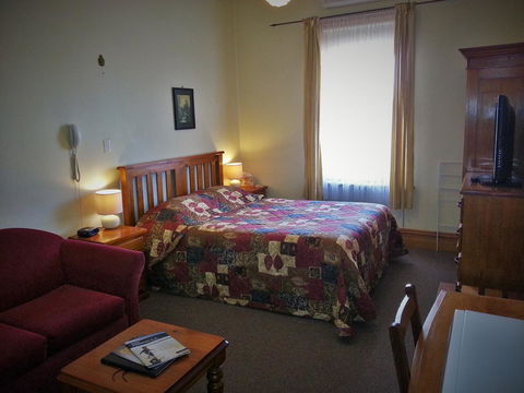 Sonbern Lodge Motel - Australia Accommodation 5