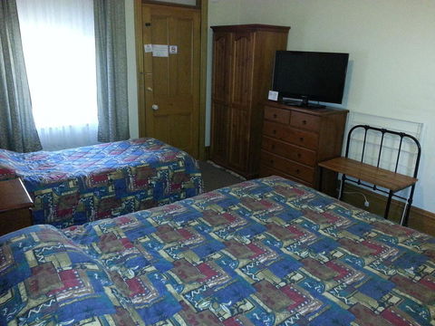 Sonbern Lodge Motel - Australia Accommodation 26