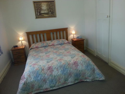 Sonbern Lodge Motel - Australia Accommodation 10