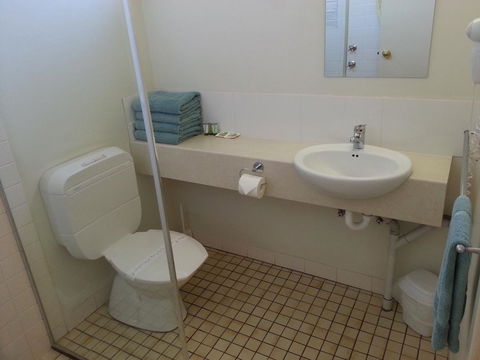 Sonbern Lodge Motel - Australia Accommodation 21