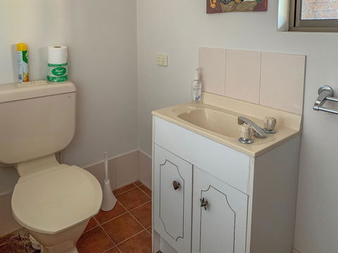 Seacroft - Australia Accommodation 13