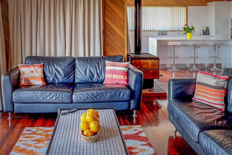 Seacroft - Australia Accommodation 25