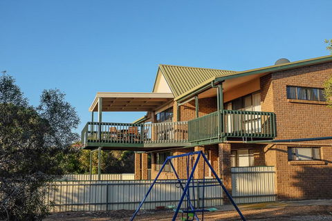 Seacroft - Australia Accommodation 26