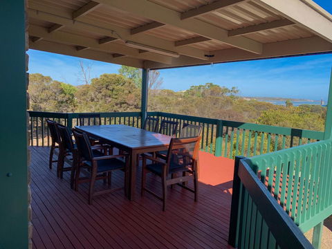 Seacroft - Australia Accommodation 2