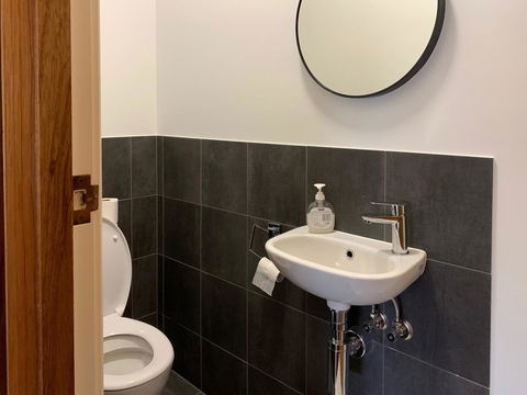 Seacroft - Australia Accommodation 15