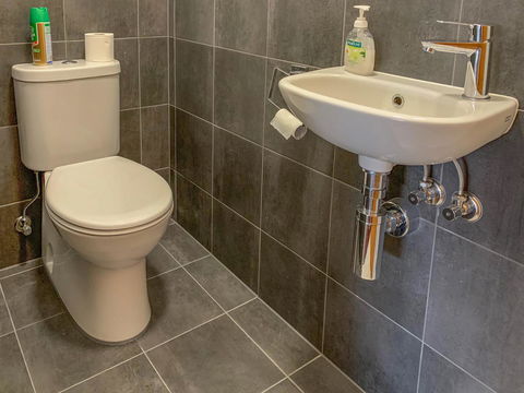 Seacroft - Australia Accommodation 12