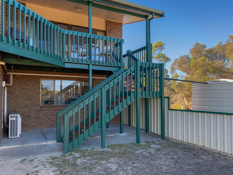 Seacroft - Australia Accommodation 28