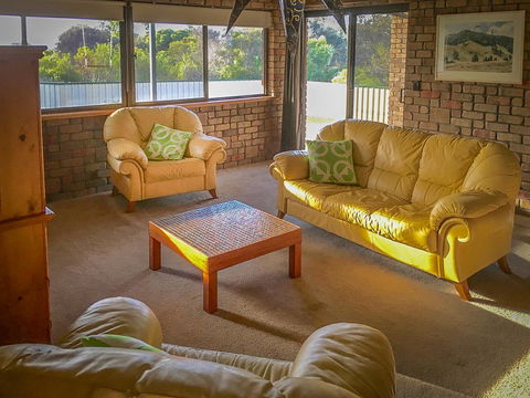 Seacroft - Australia Accommodation 18