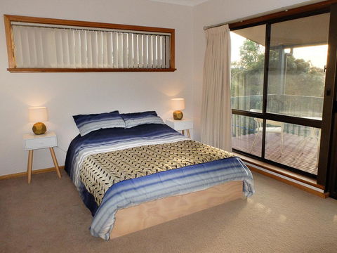 Seacroft - Australia Accommodation 9