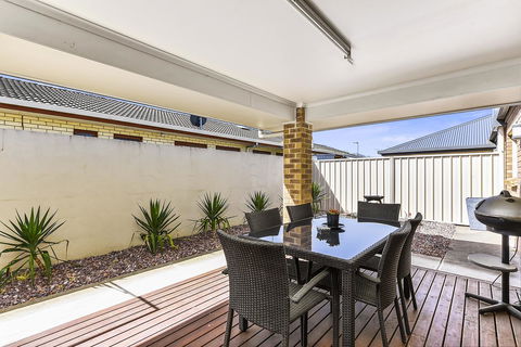 City Fringe Apartment - Australia Accommodation 5