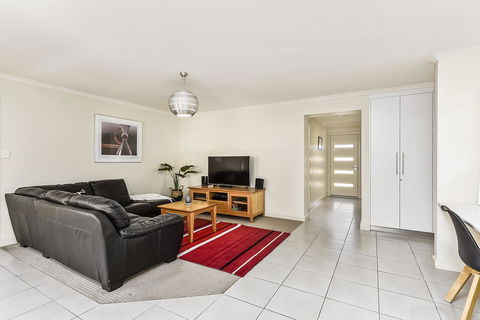 City Fringe Apartment - Australia Accommodation 7