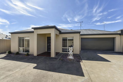 City Fringe Apartment - Australia Accommodation 10