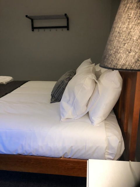 Cornwall Hotel - Australia Accommodation 9